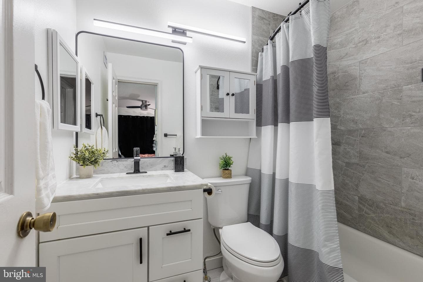 3312 Wyndham Circle #306, Alexandria