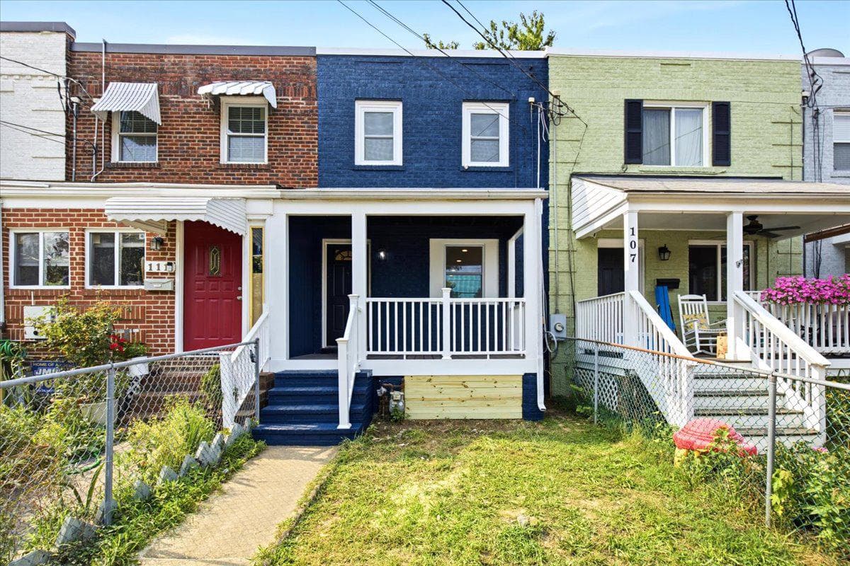 109 Clifford Avenue photo 31