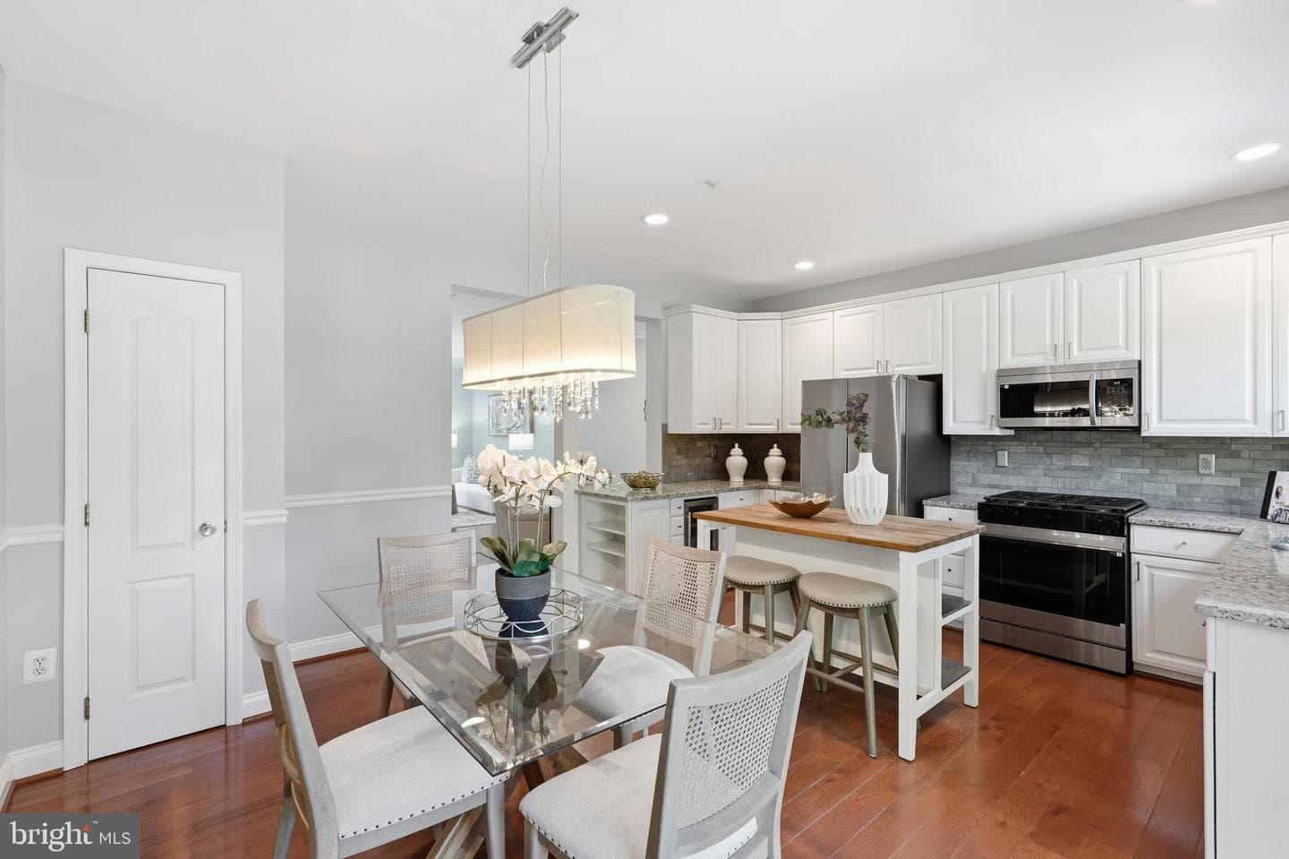 3845 Watkins Mill Drive photo 11