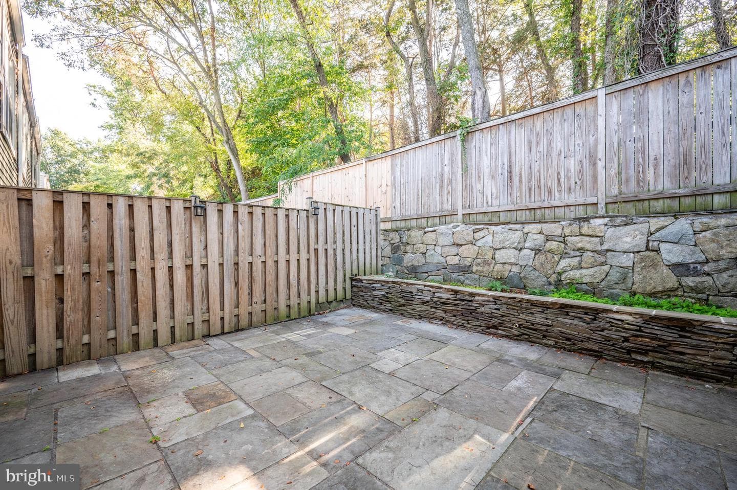 122 Sanborn Place photo 28