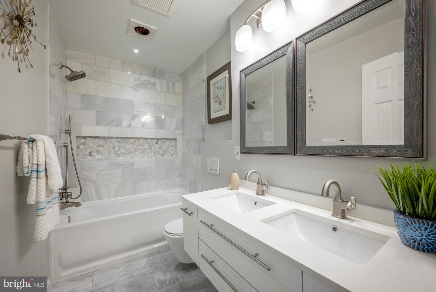 122 Sanborn Place photo 37