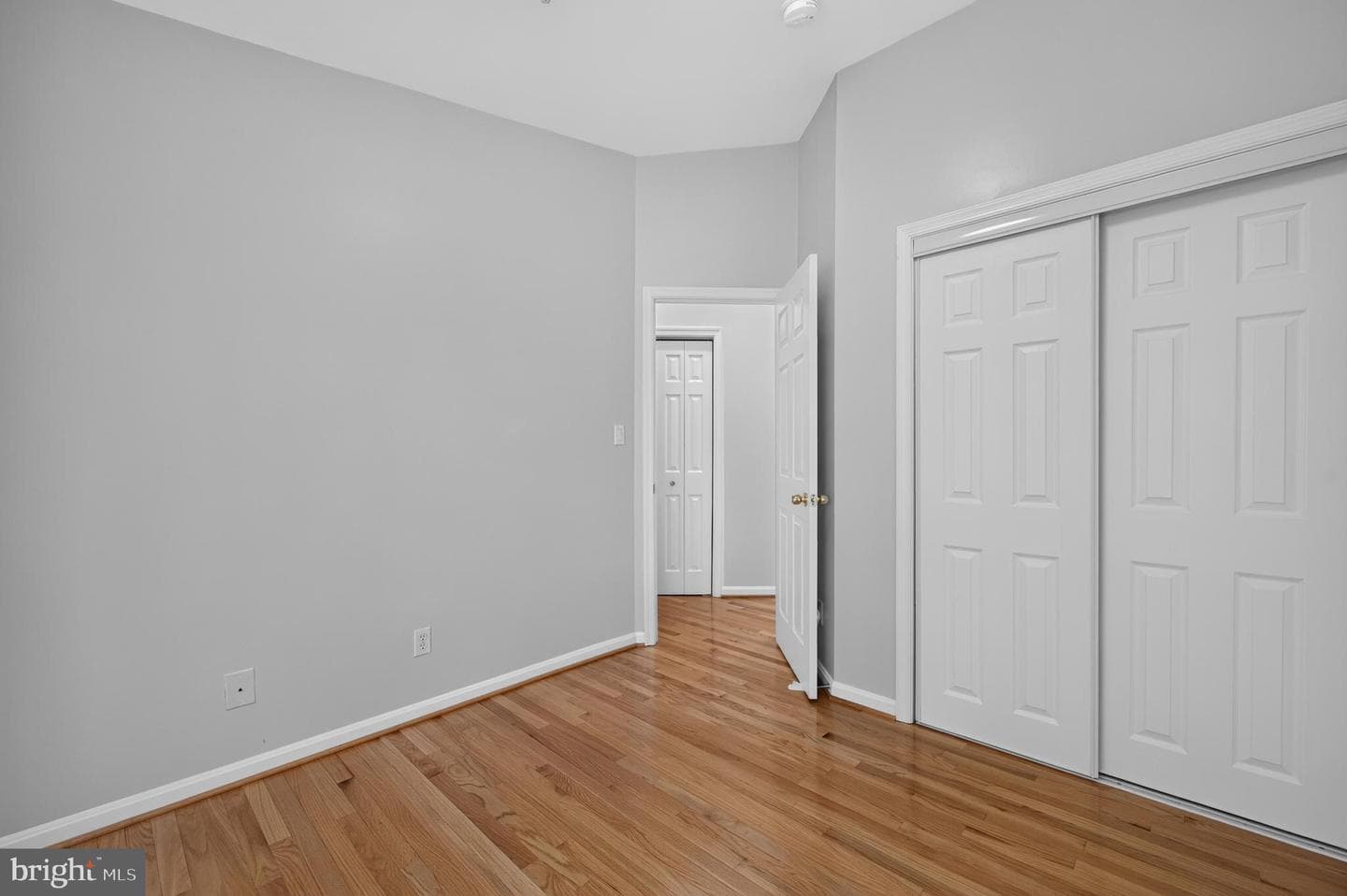 122 Sanborn Place photo 40