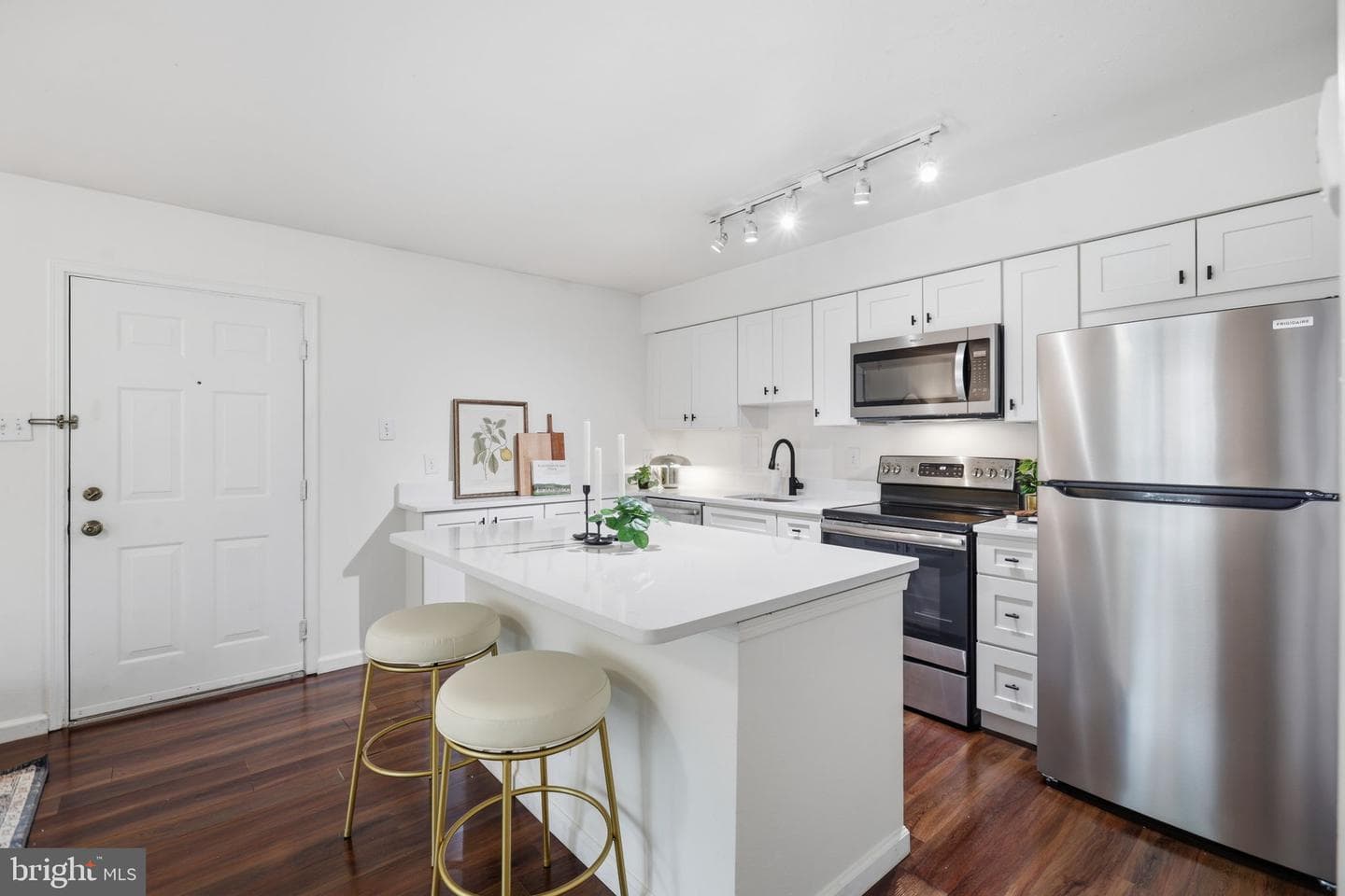 3303 Wyndham Circle #146 photo 7