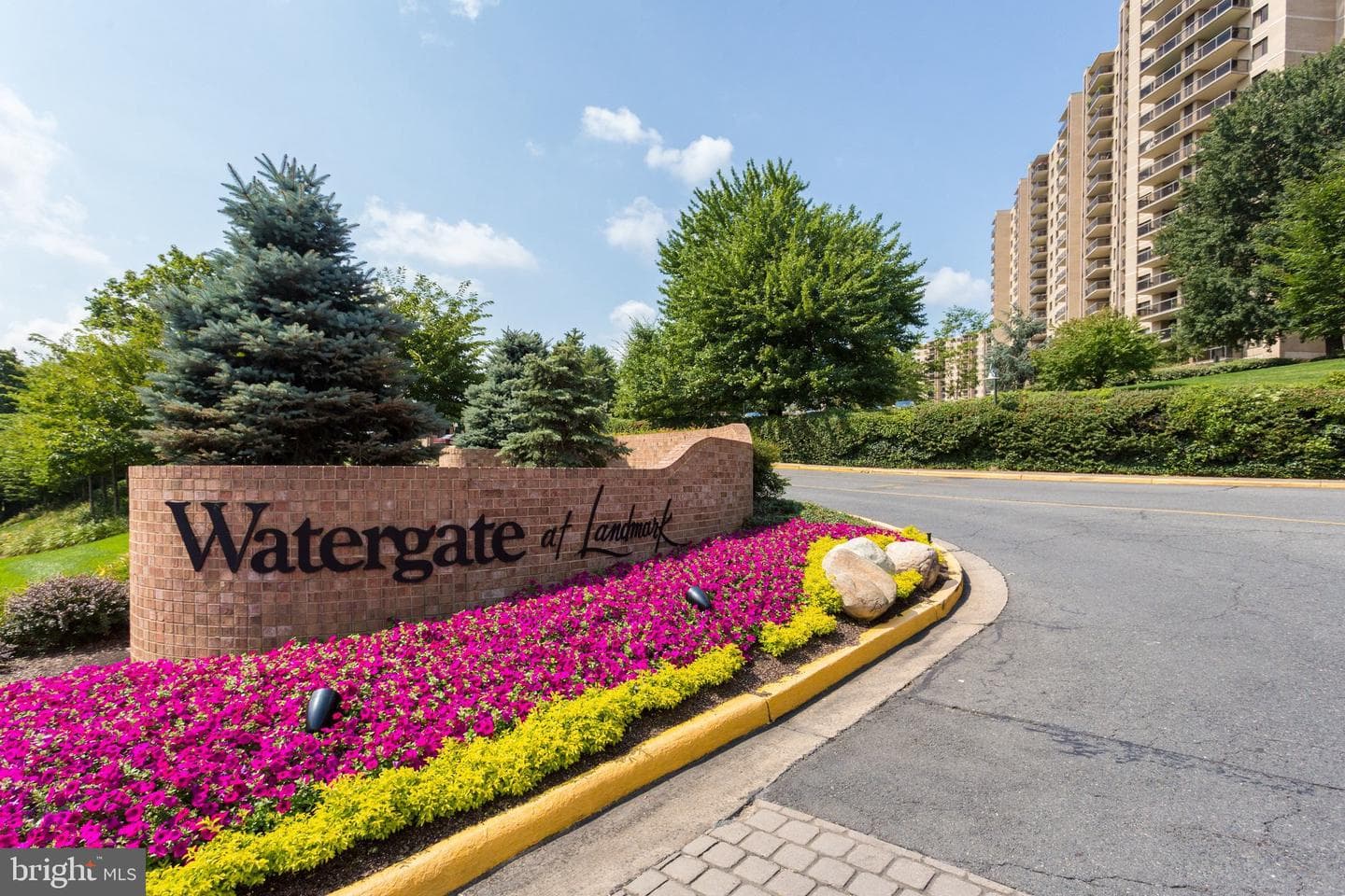 309 Yoakum Parkway #616, Alexandria