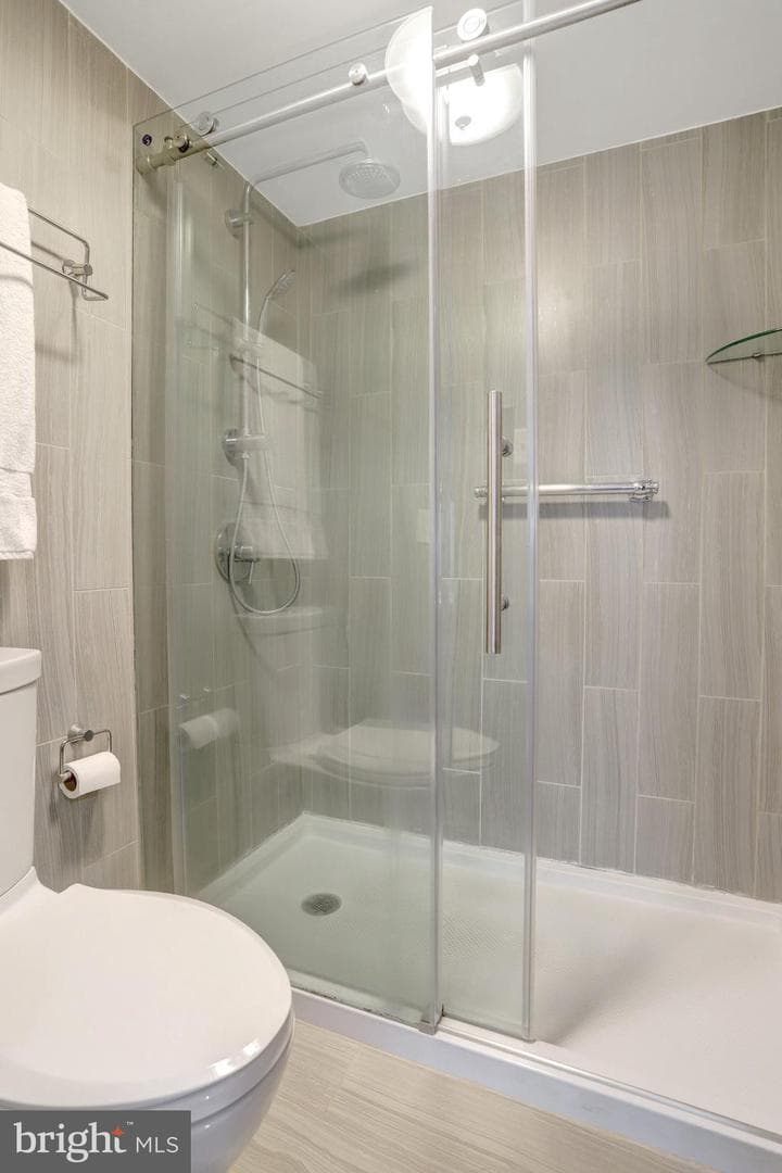 309 Yoakum Parkway #616 photo 25