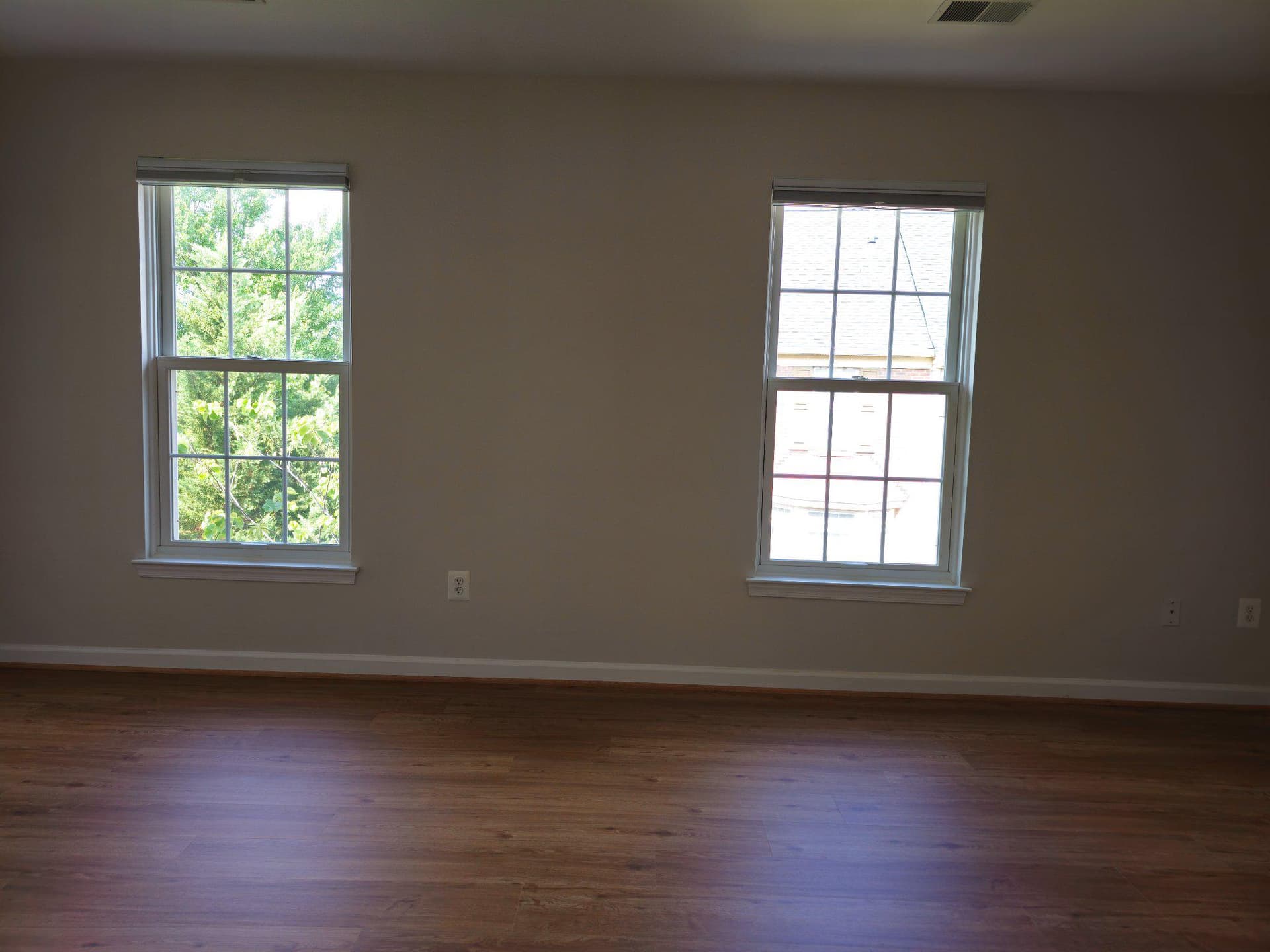 952 Harrison Circle photo 11