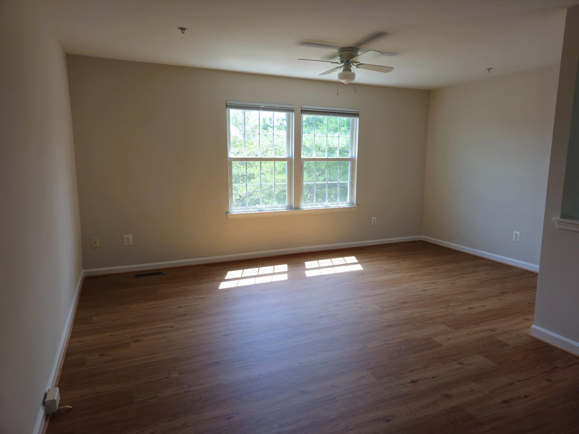952 Harrison Circle photo 16