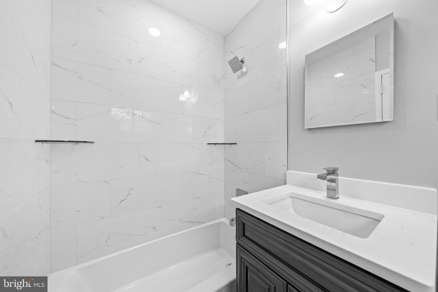 3721 Lyons Lane photo 8