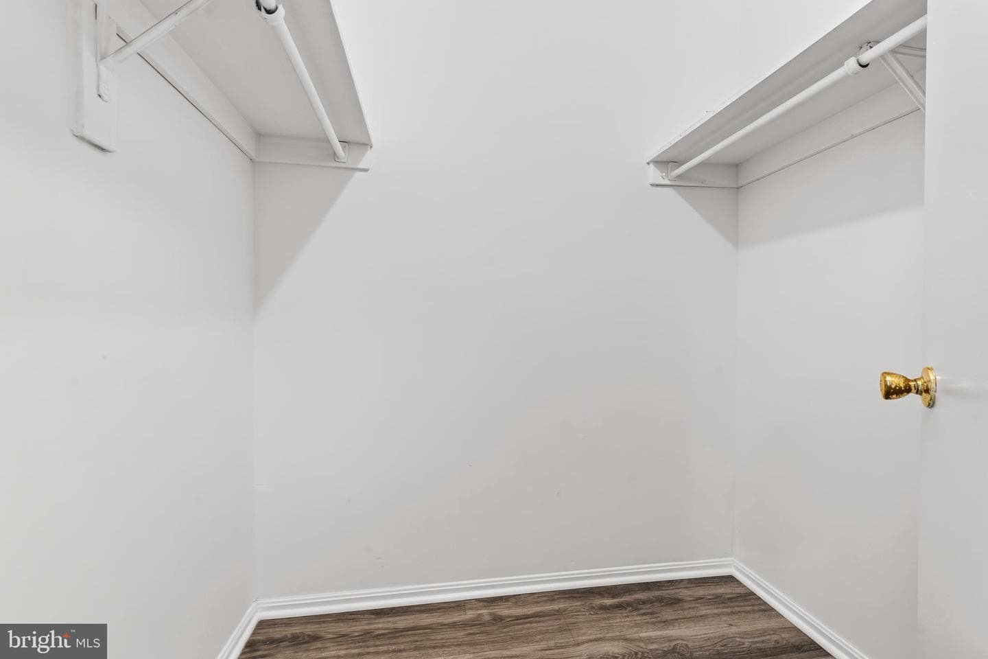307 Yoakum Parkway #802 photo 24