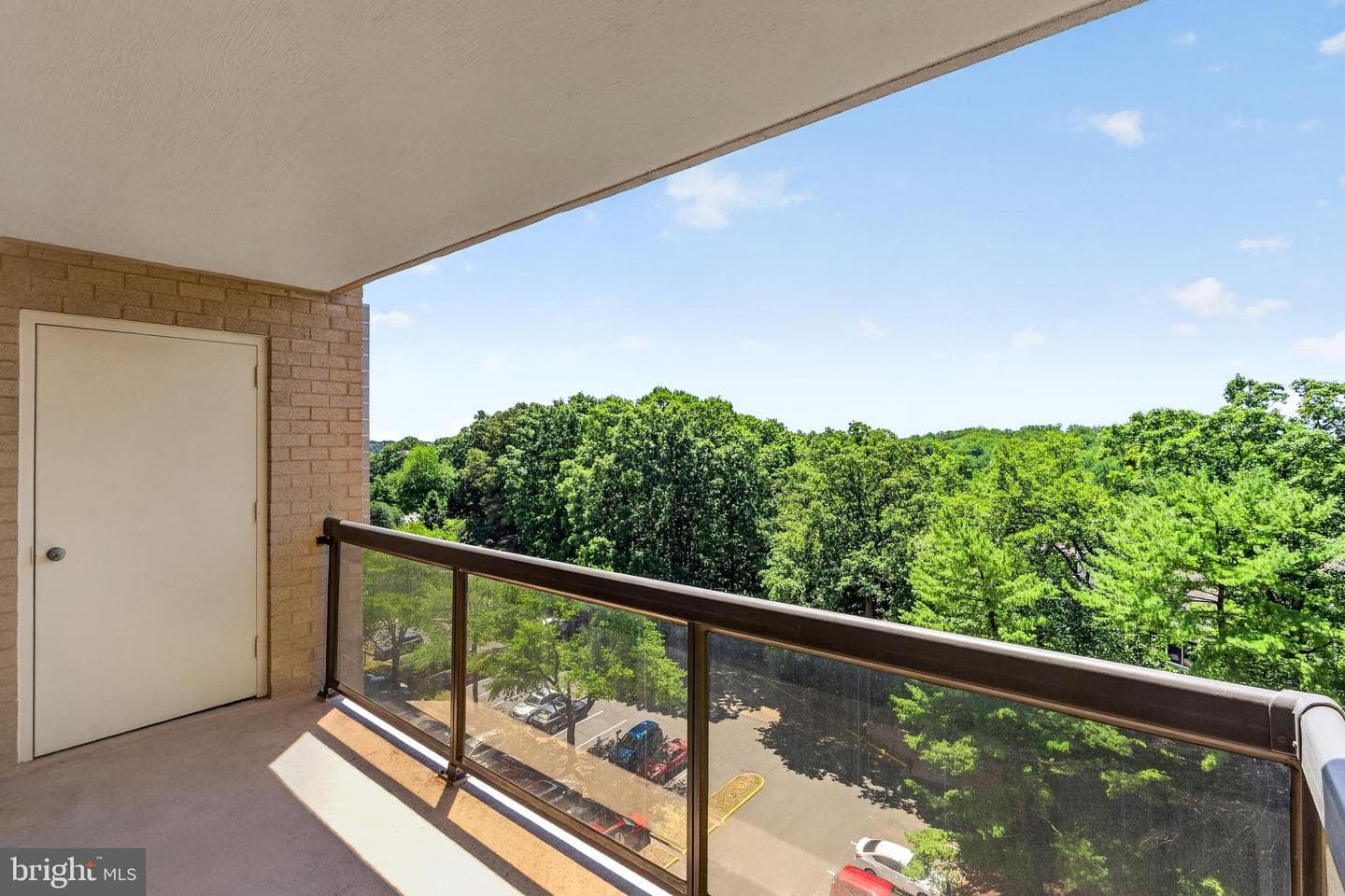 307 Yoakum Parkway #802 photo 33