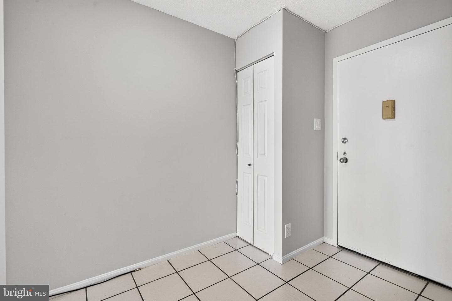 307 Yoakum Parkway #802 photo 4