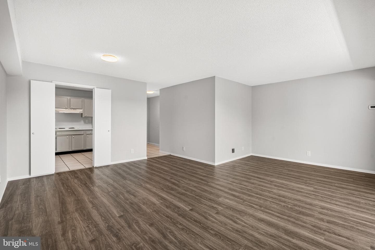 307 Yoakum Parkway #802 photo 7