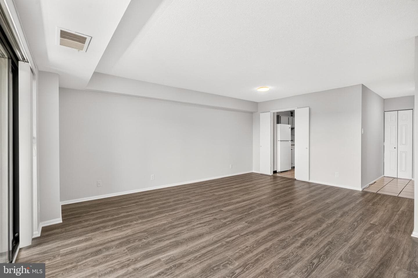 307 Yoakum Parkway #802 photo 8