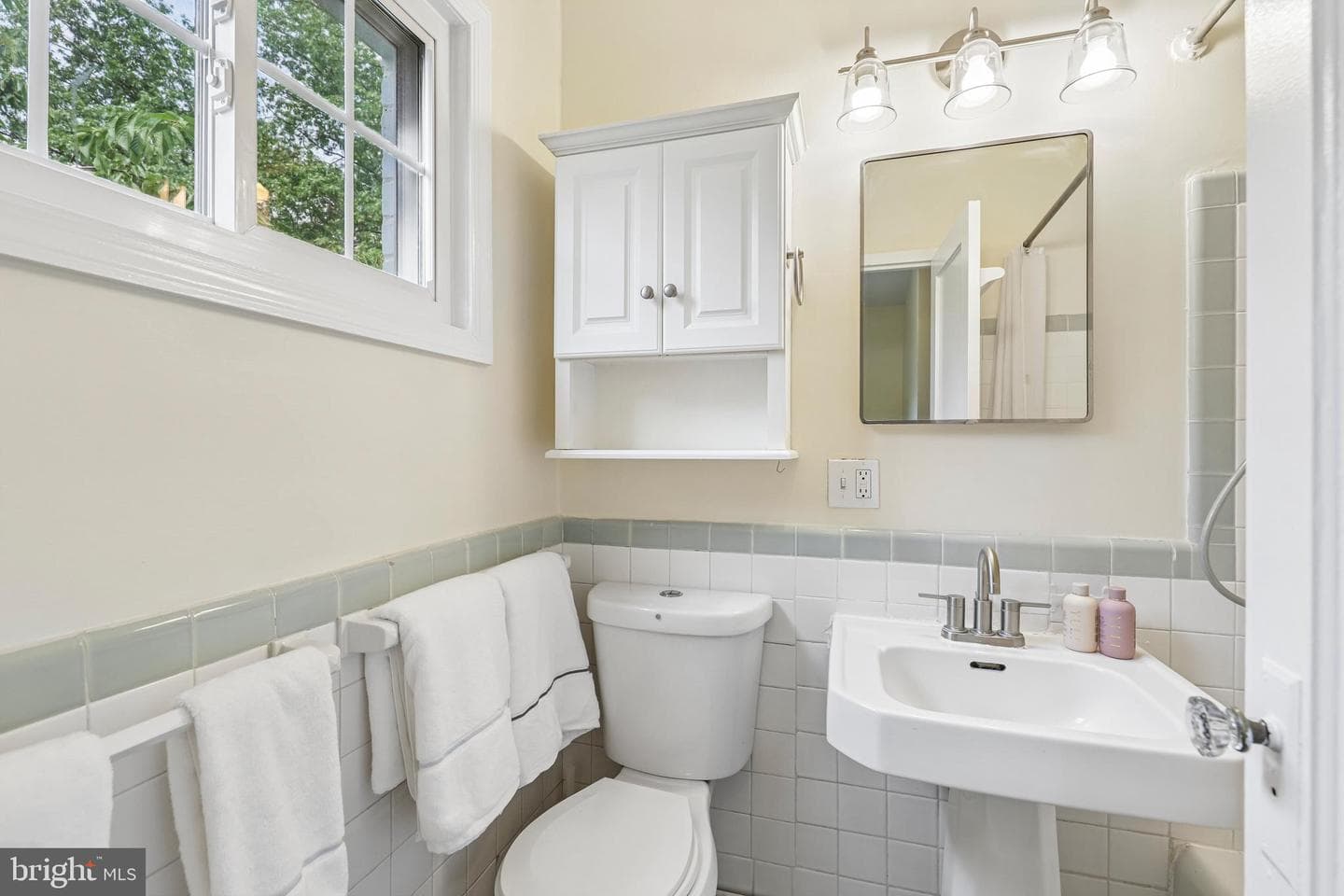 1622 Ripon Place photo 14