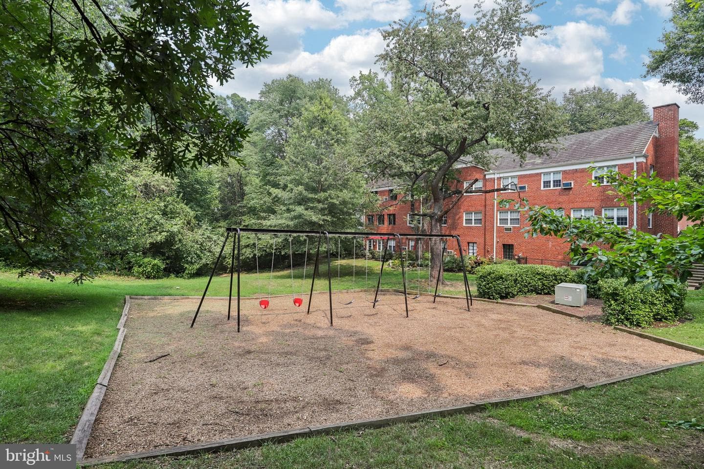 1622 Ripon Place photo 29