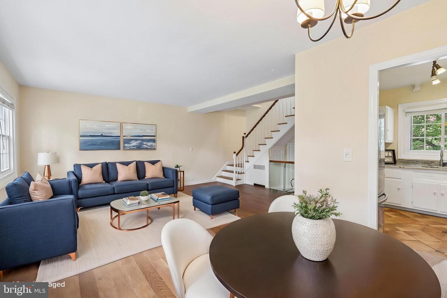 1622 Ripon Place photo 6