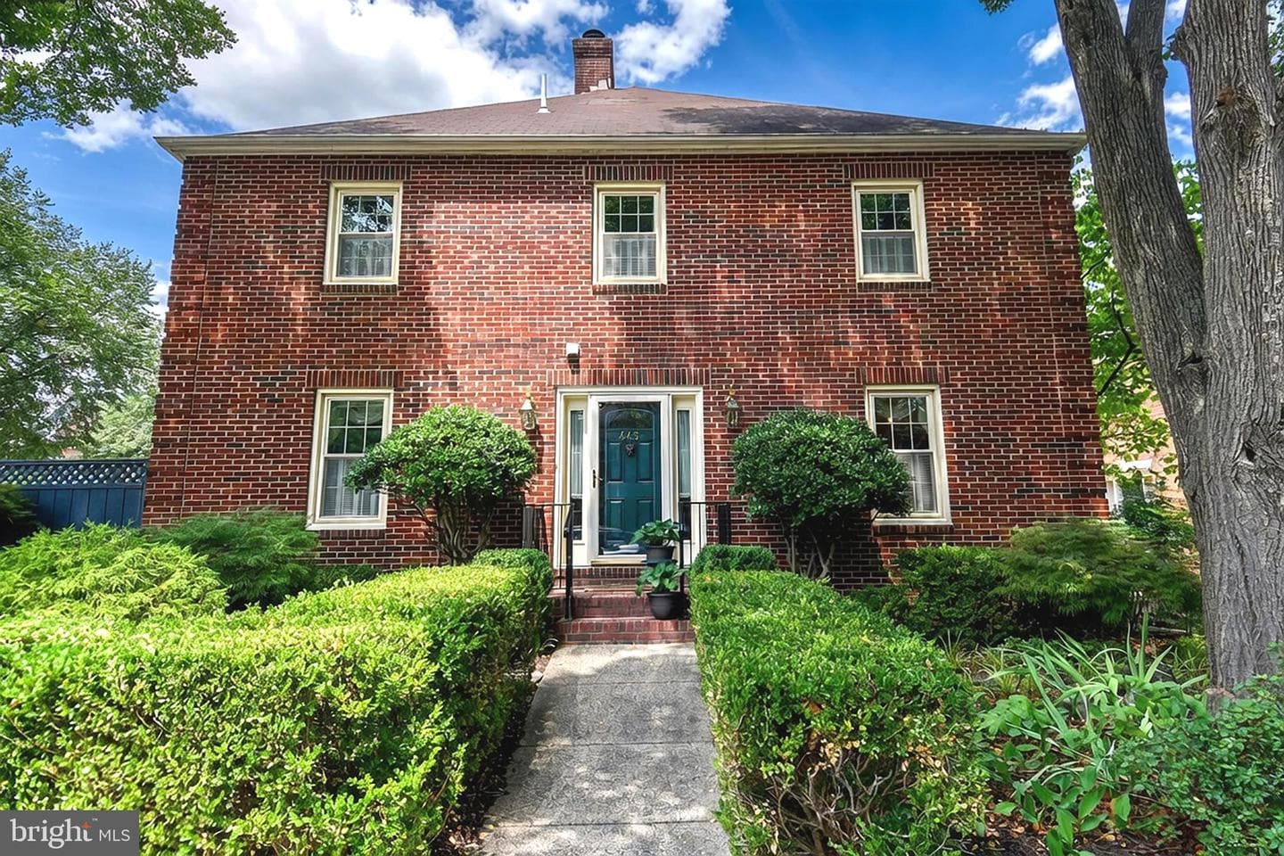 445 Old Town Court, Alexandria
