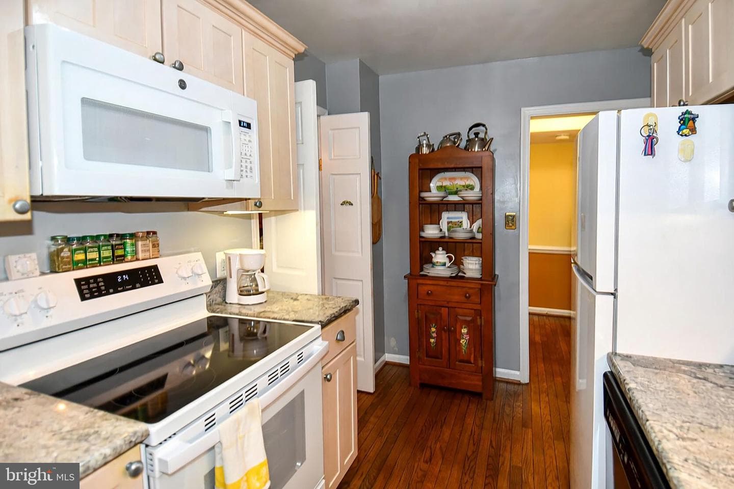 445 Old Town Court photo 21