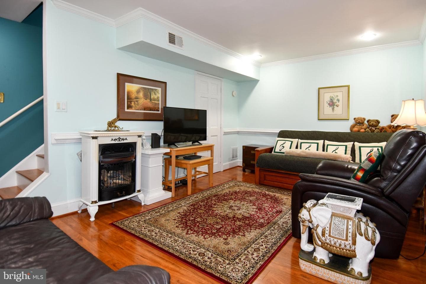 445 Old Town Court photo 36