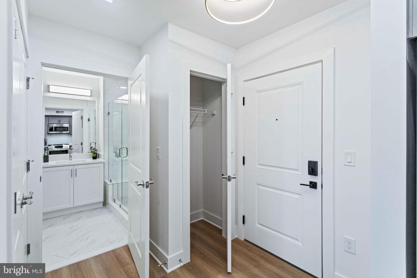 701 N Henry Street #212 photo 12