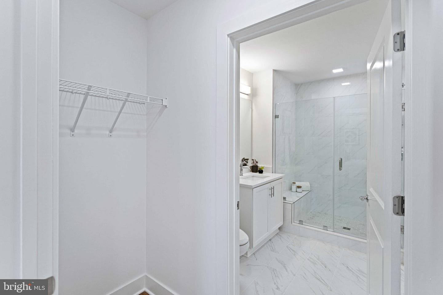 701 N Henry Street #212 photo 30