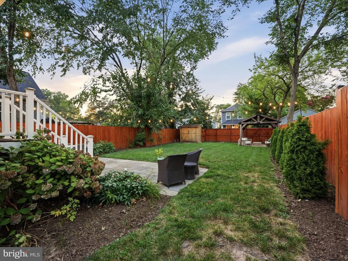 206 E Nelson Avenue photo 30