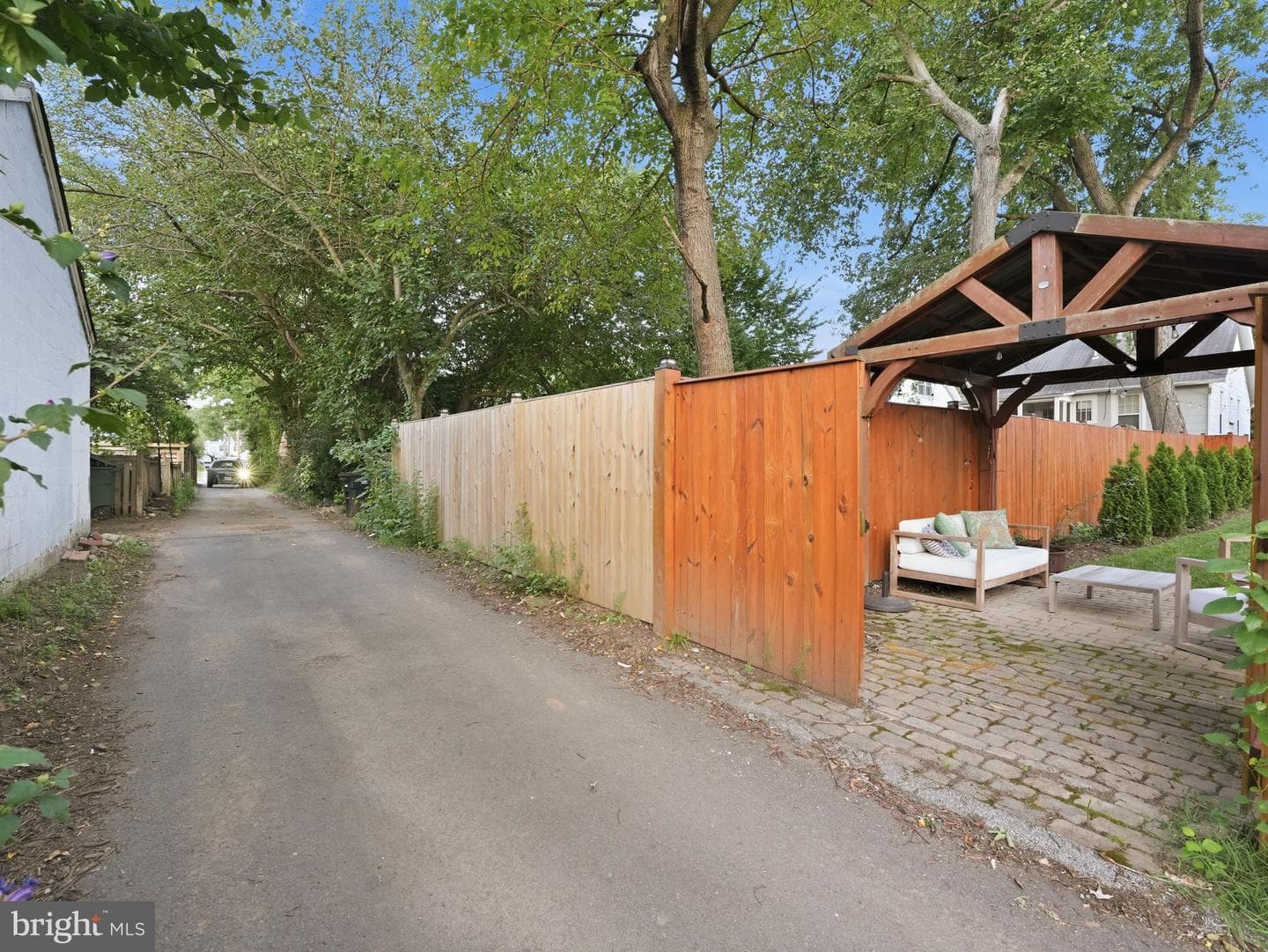 206 E Nelson Avenue photo 35