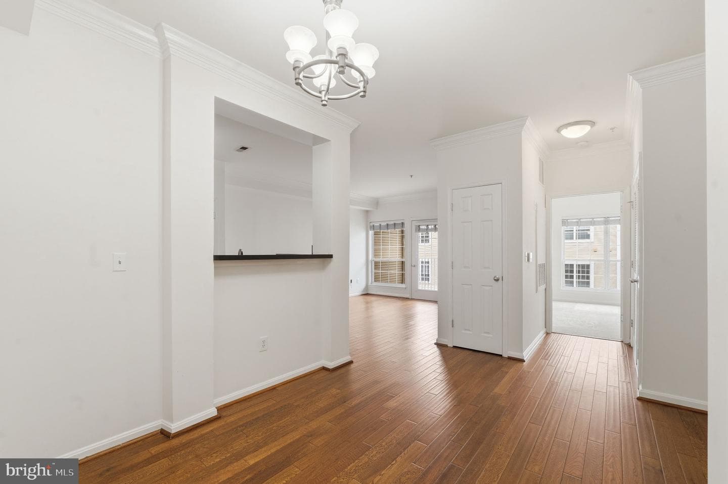 4854 Eisenhower Avenue #351, Alexandria