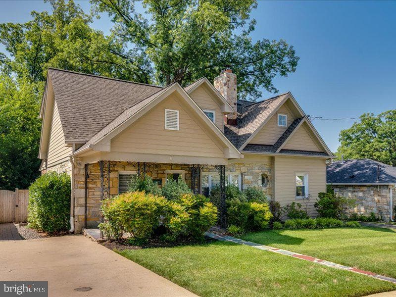 1302 Quincy Street, Alexandria