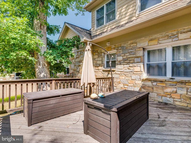 1302 Quincy Street photo 6