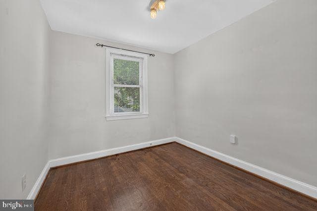 1204 Oronoco Street photo 17