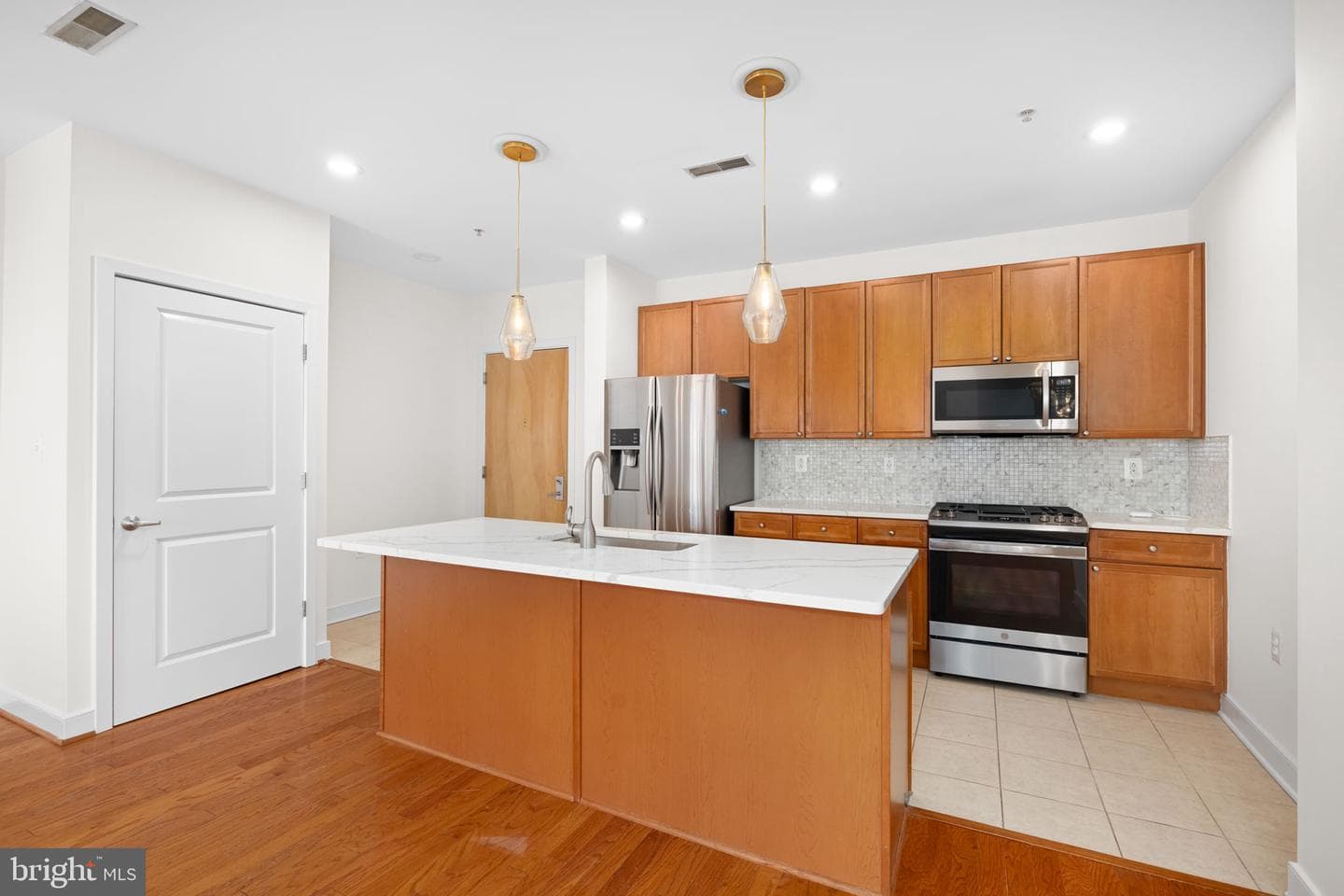 181 Reed Avenue E #110, Alexandria