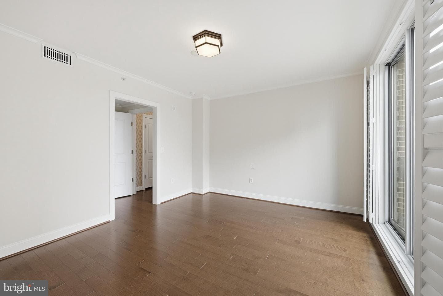 2050 Jamieson Avenue #1008 photo 17