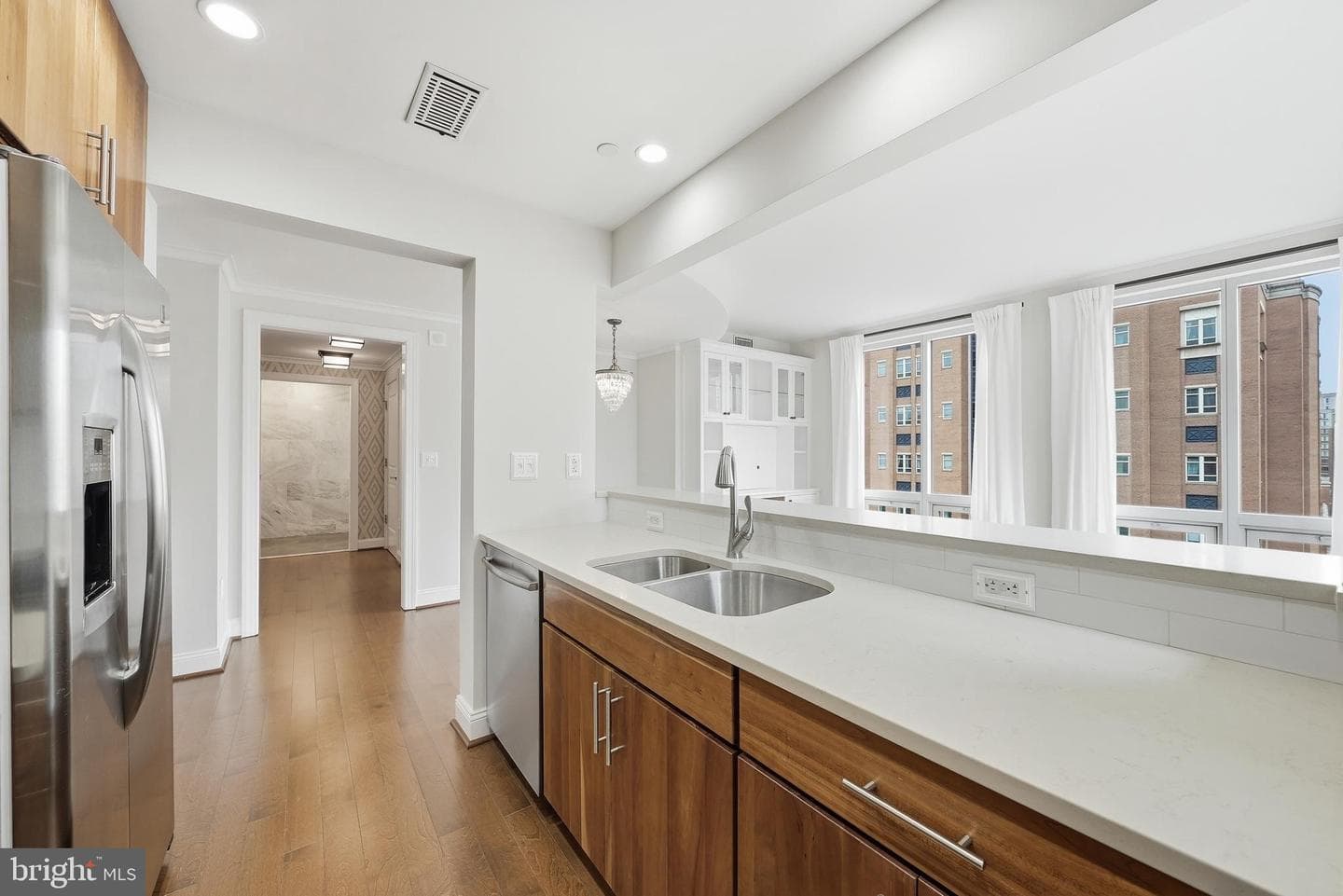 2050 Jamieson Avenue #1008 photo 7
