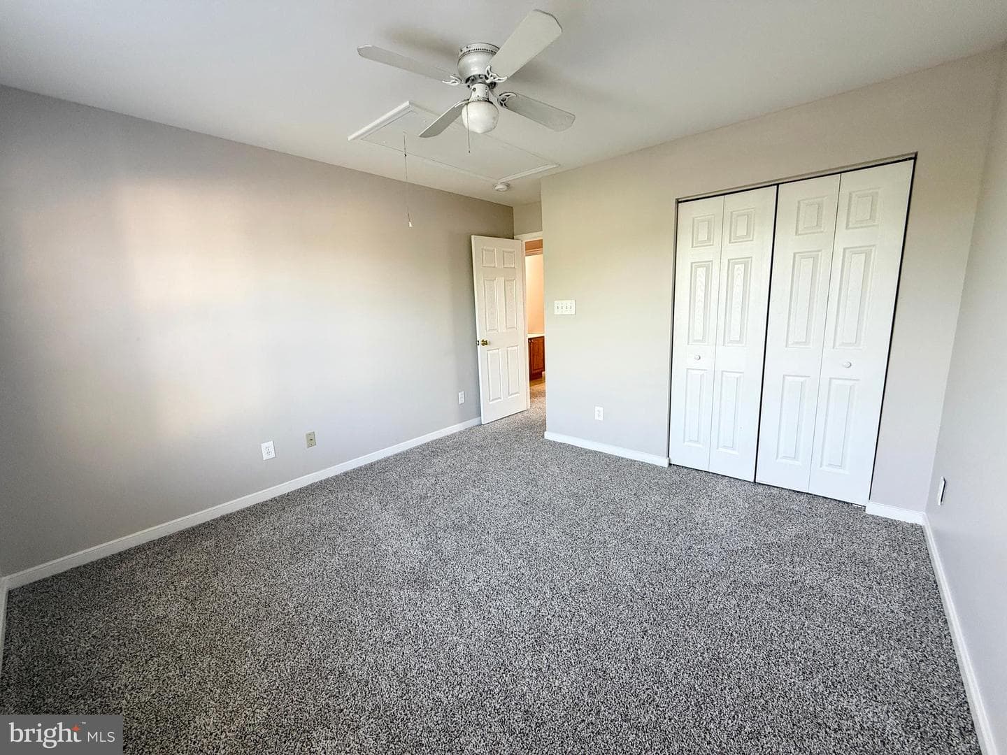 2937 Abbeydale Court photo 28