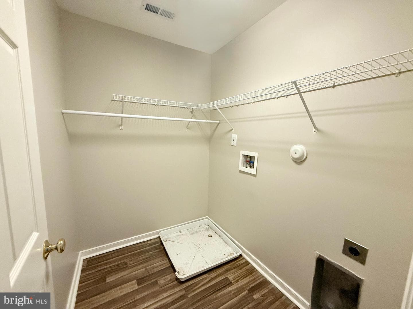 2937 Abbeydale Court photo 32