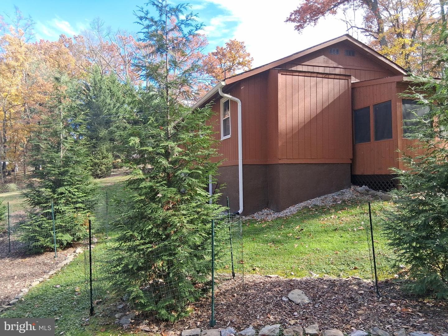 246 Laurel Lane photo 14