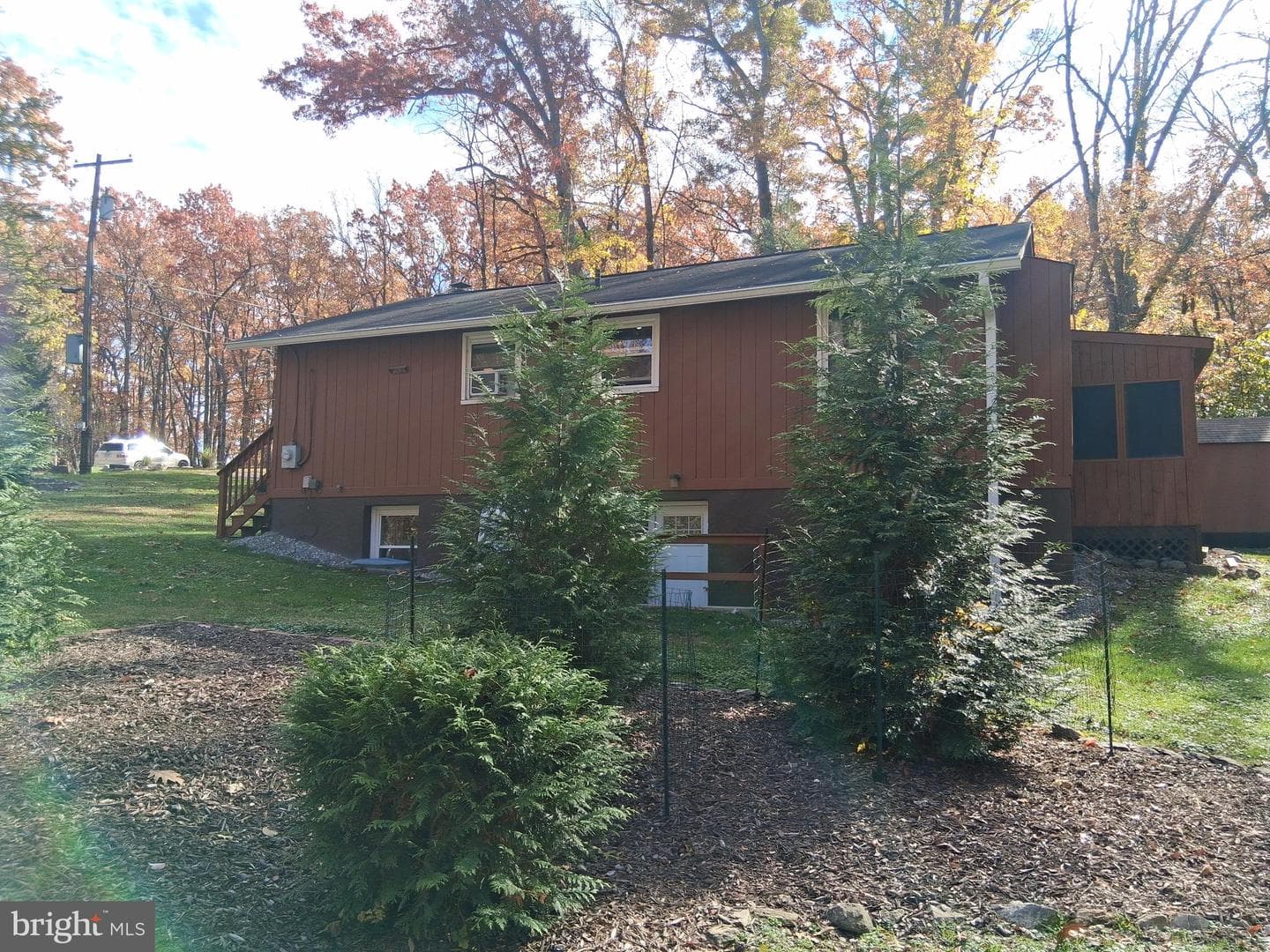 246 Laurel Lane photo 8
