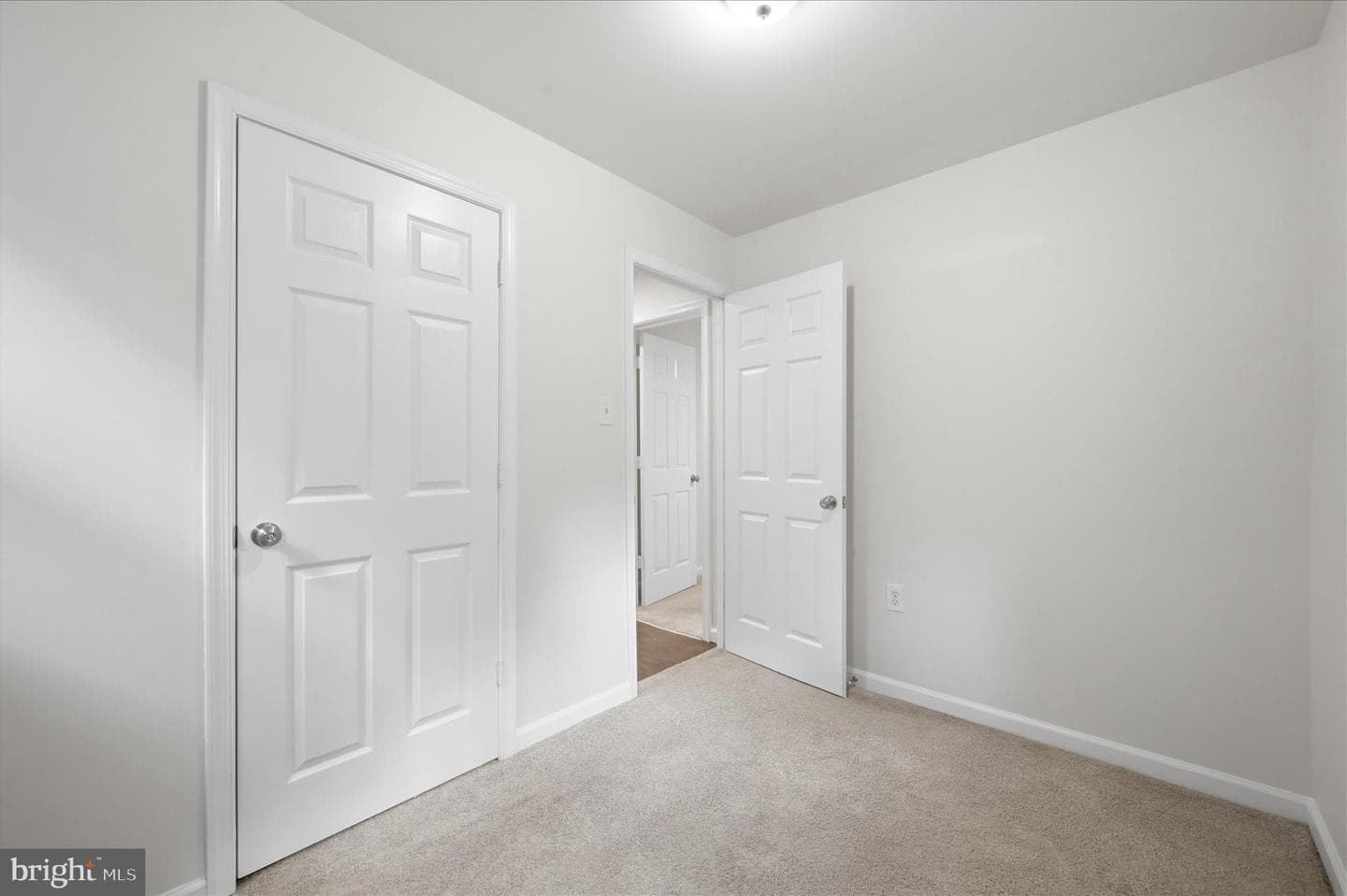 692 Laurel Lane photo 38