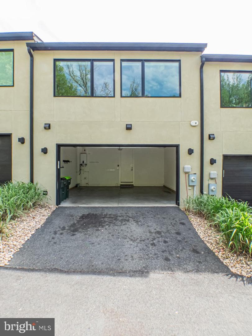 579 Lochlyn Hill Drive photo 41