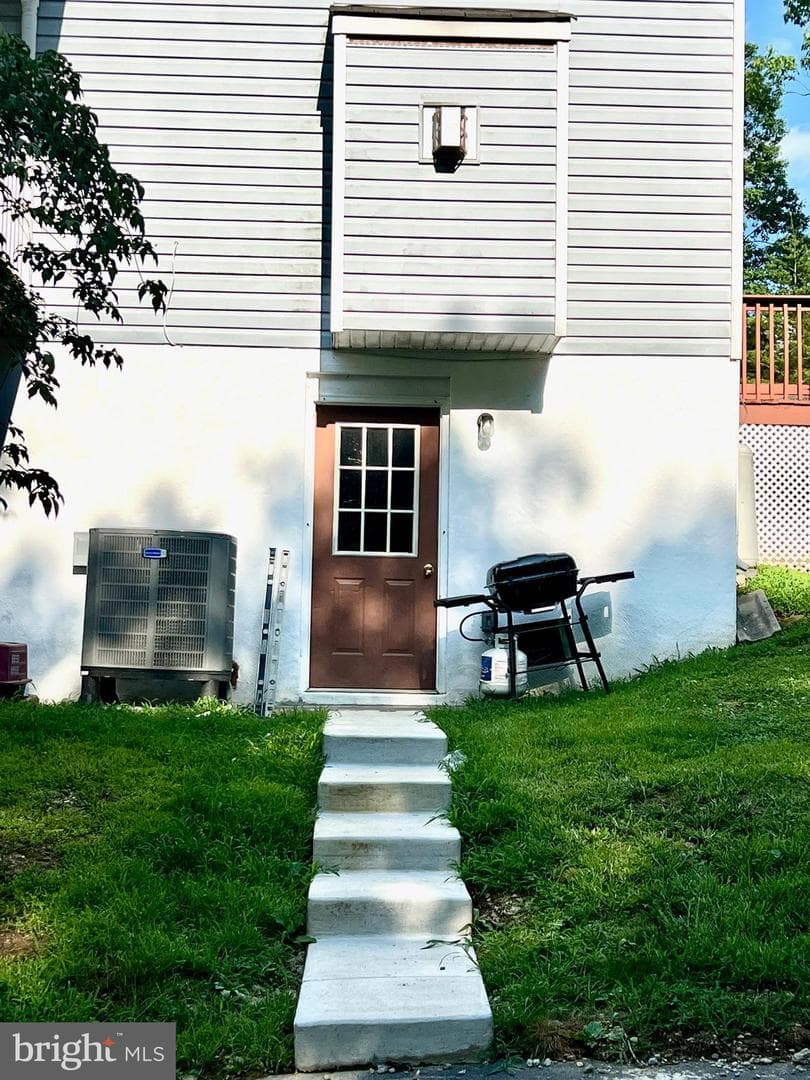 17034, 17030, 17046 Lee Highway photo 59