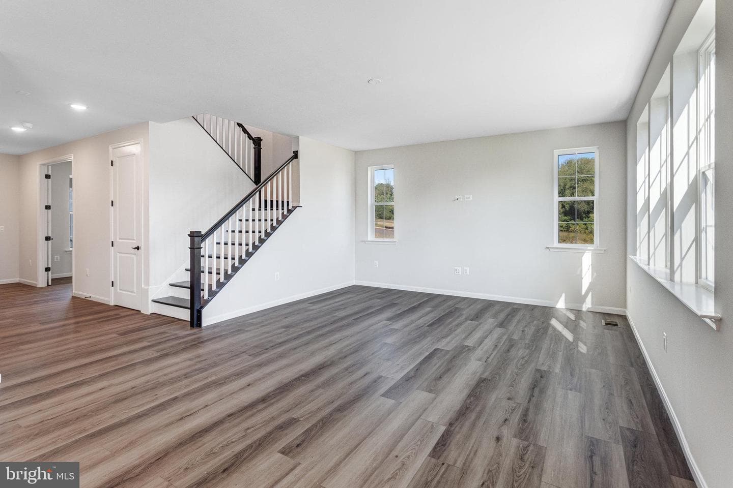 1820 Mulligan Way photo 11