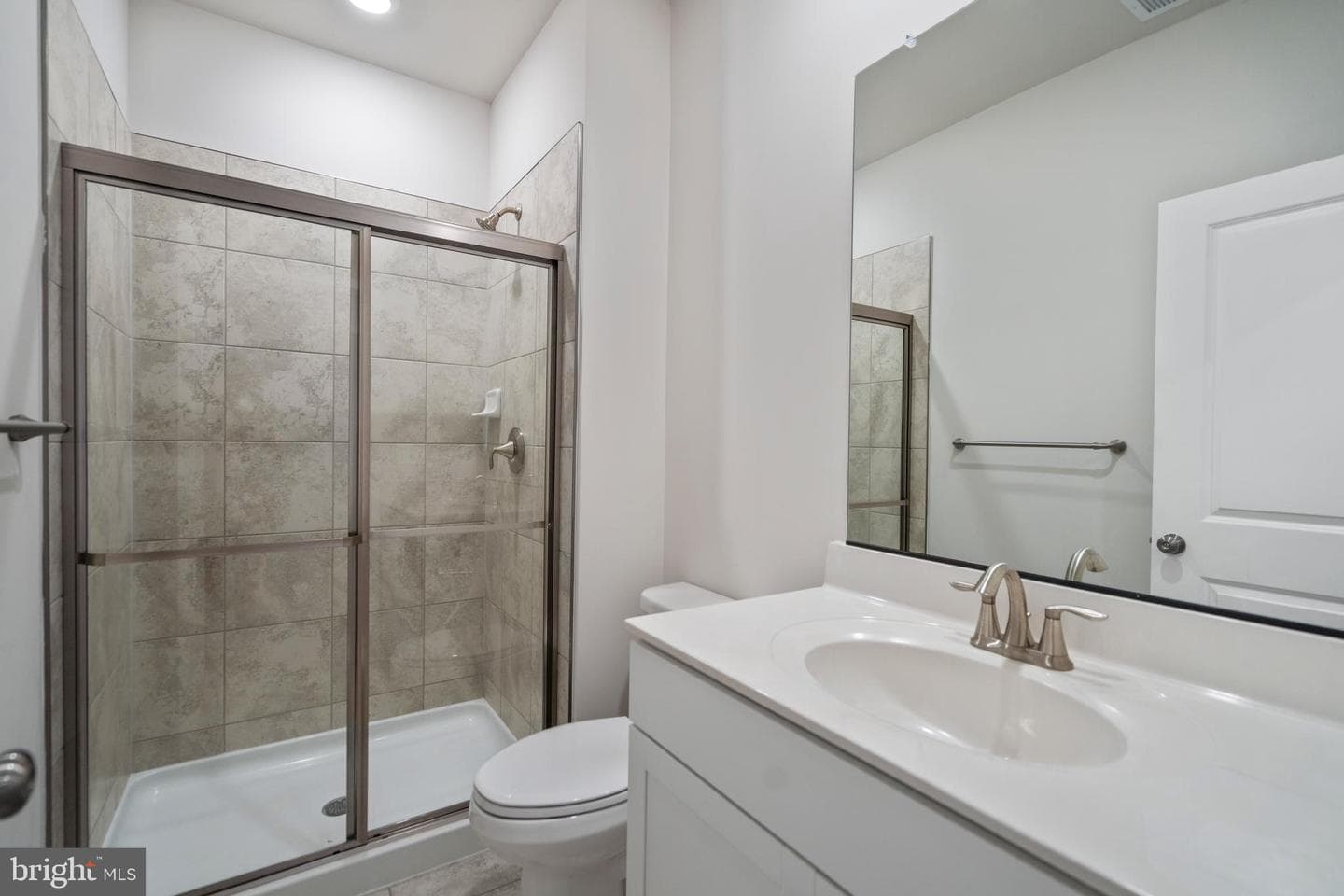 2093 Whithorn Hill photo 15