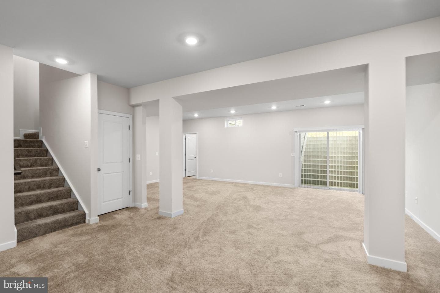 2093 Whithorn Hill photo 17