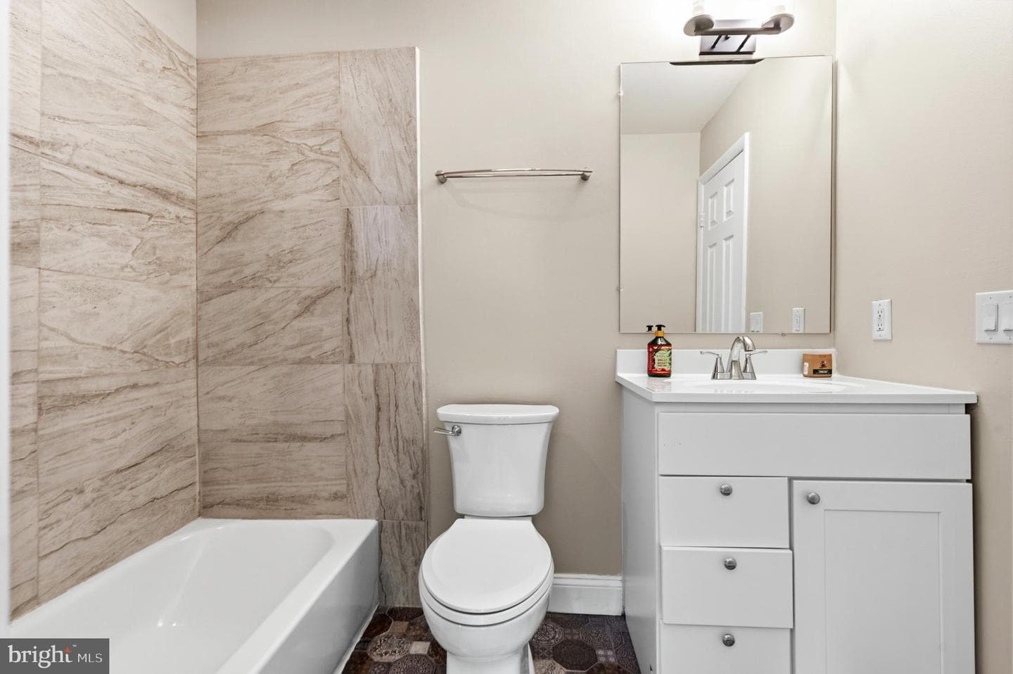 226 Chestnut Drive photo 13