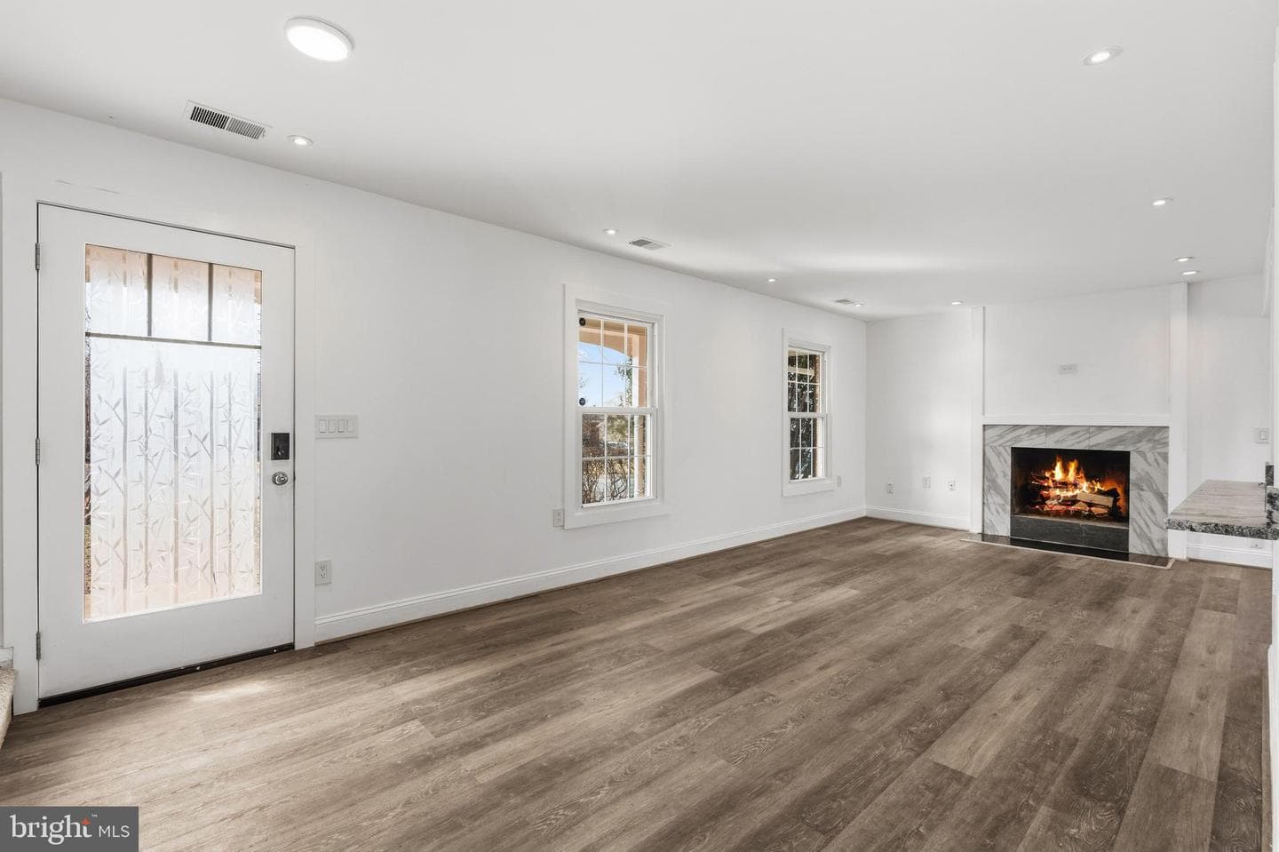 226 Chestnut Drive photo 4