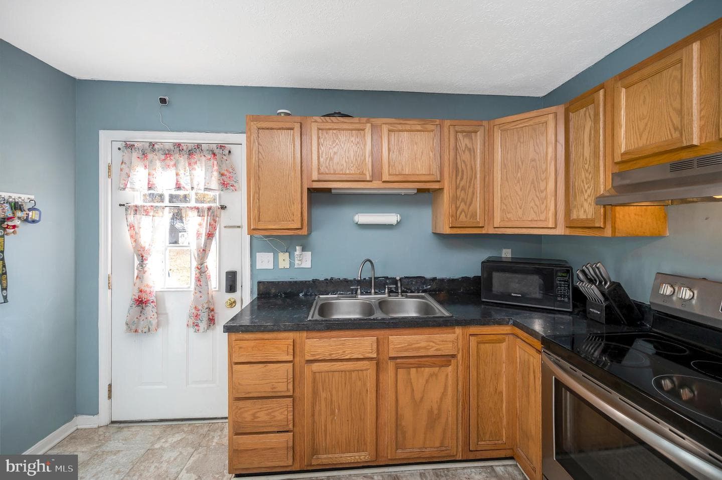 9577 Roys Lane photo 12