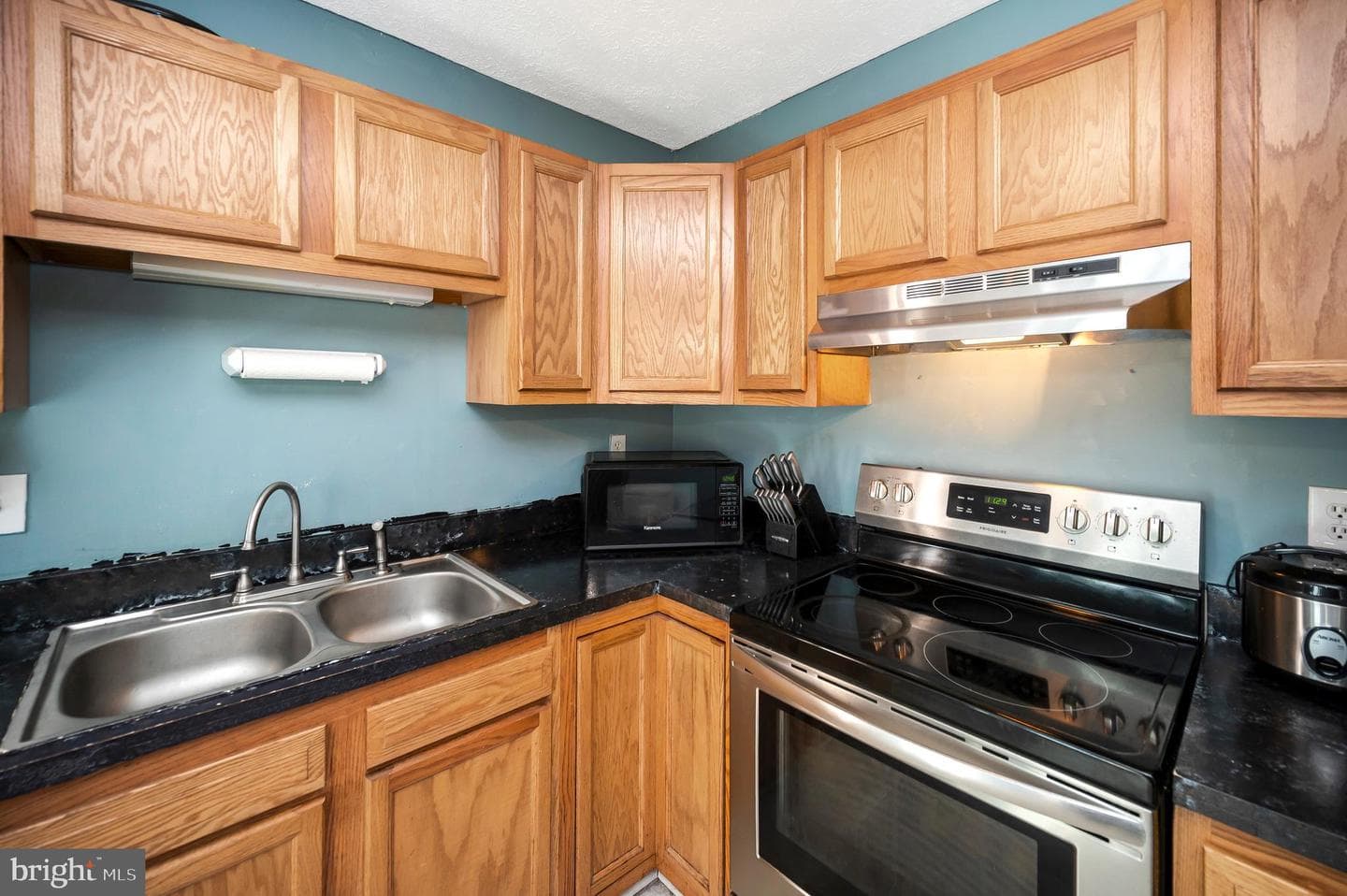 9577 Roys Lane photo 13