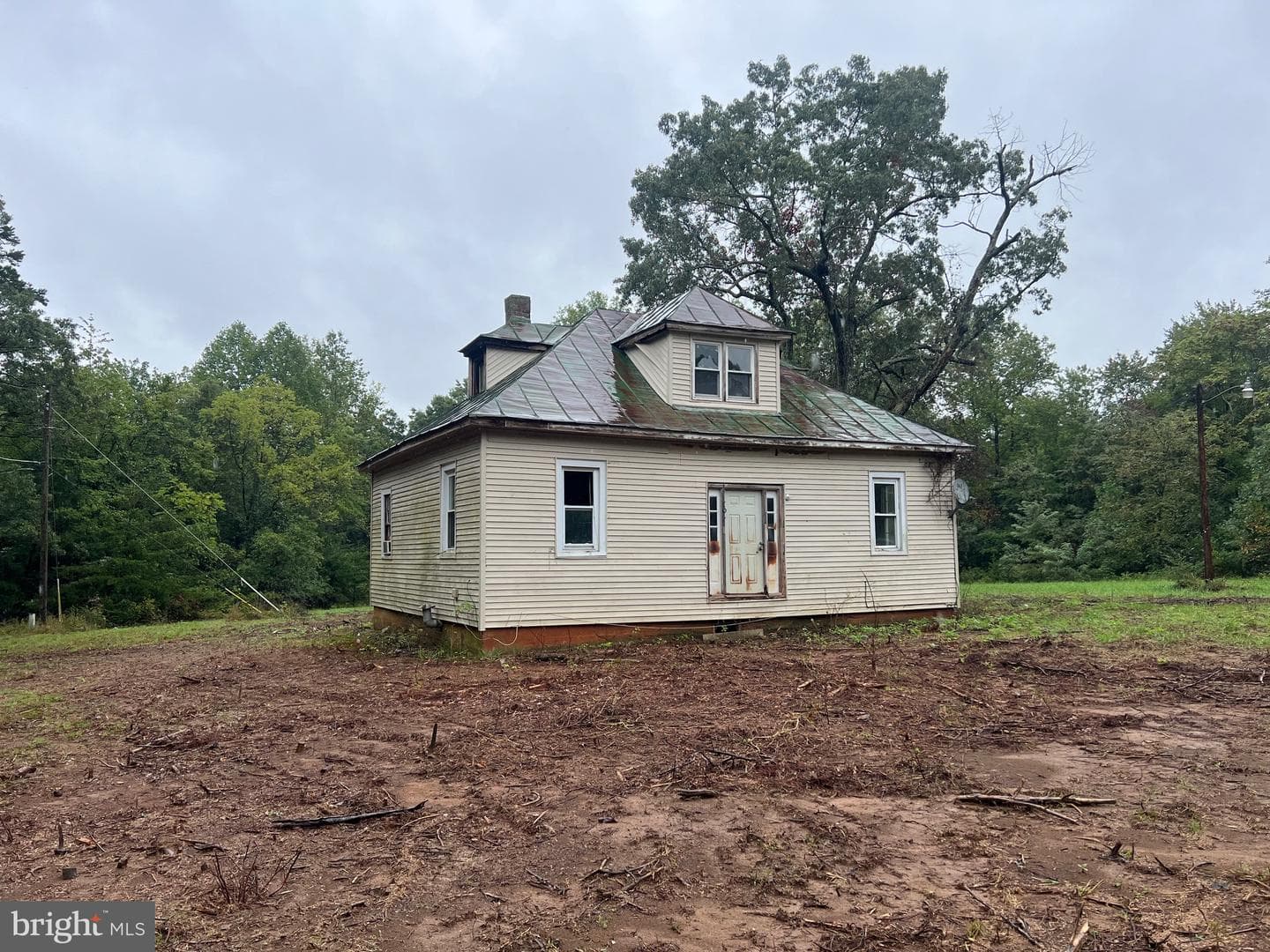 17464 Executive Lane photo 3