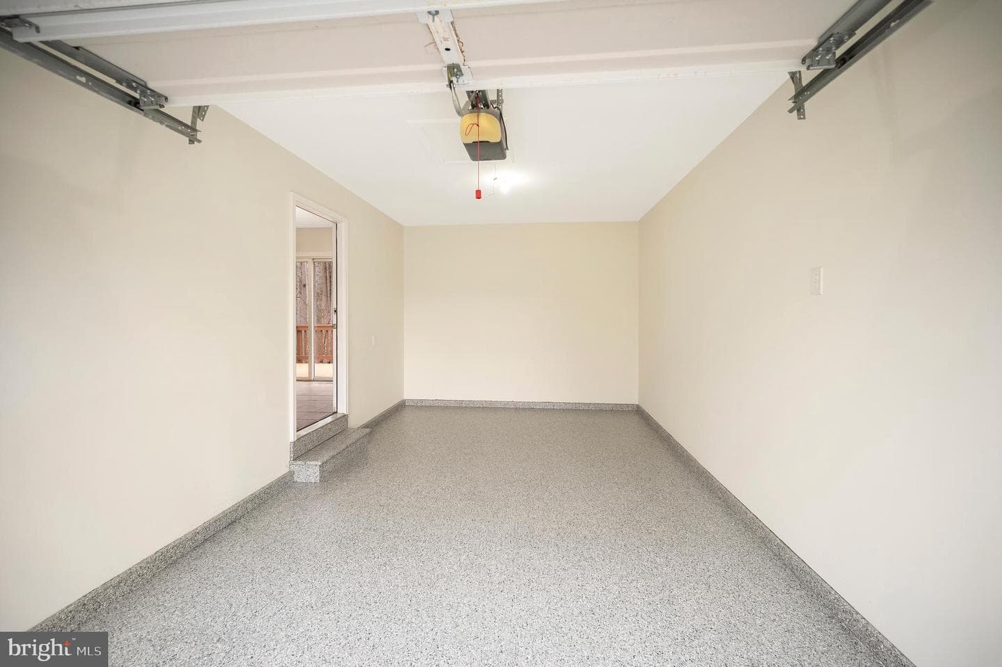 16008 Bruces Lane photo 20